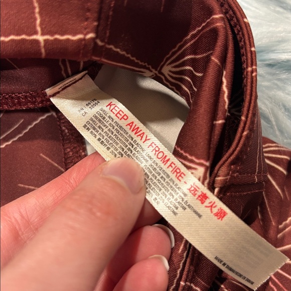 Free People Movement Super High Rise Sneak Peek Printed Legging Cut Out Waist - Picture 10 of 12